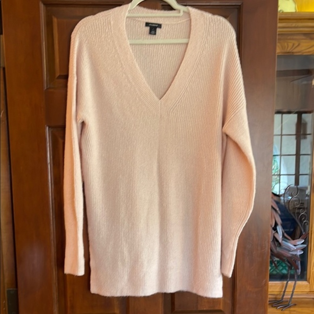 Halogen by Nordstroms ribbed V neck tunic sweater Small